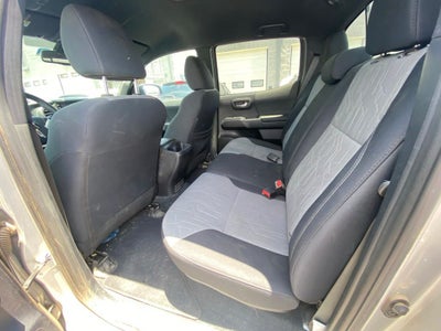 2020 Toyota Tacoma CLEAN CARFAX V6