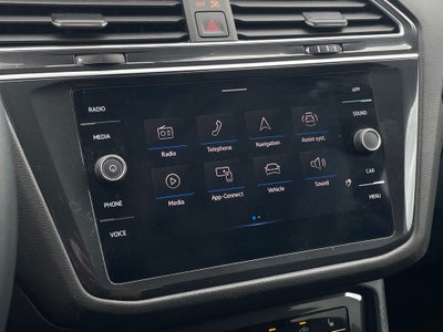 2024 Volkswagen Tiguan 2.0T SE AWD / HEATED SEATS