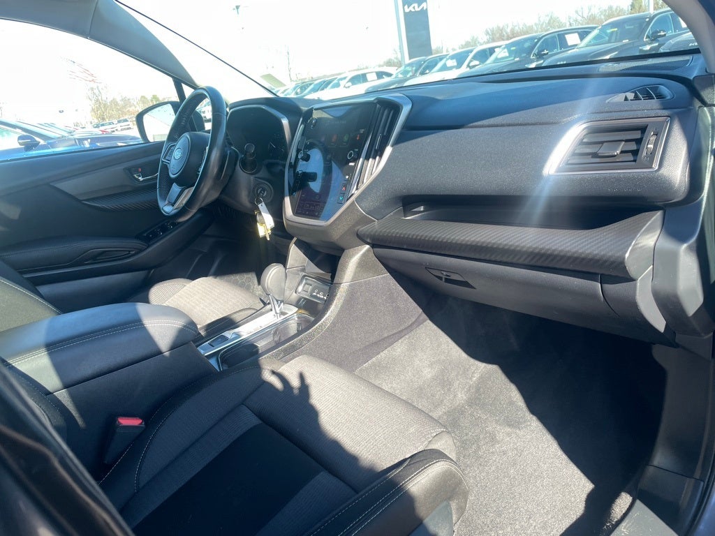 2023 Subaru Ascent Premium AWD / HEATED SEATS