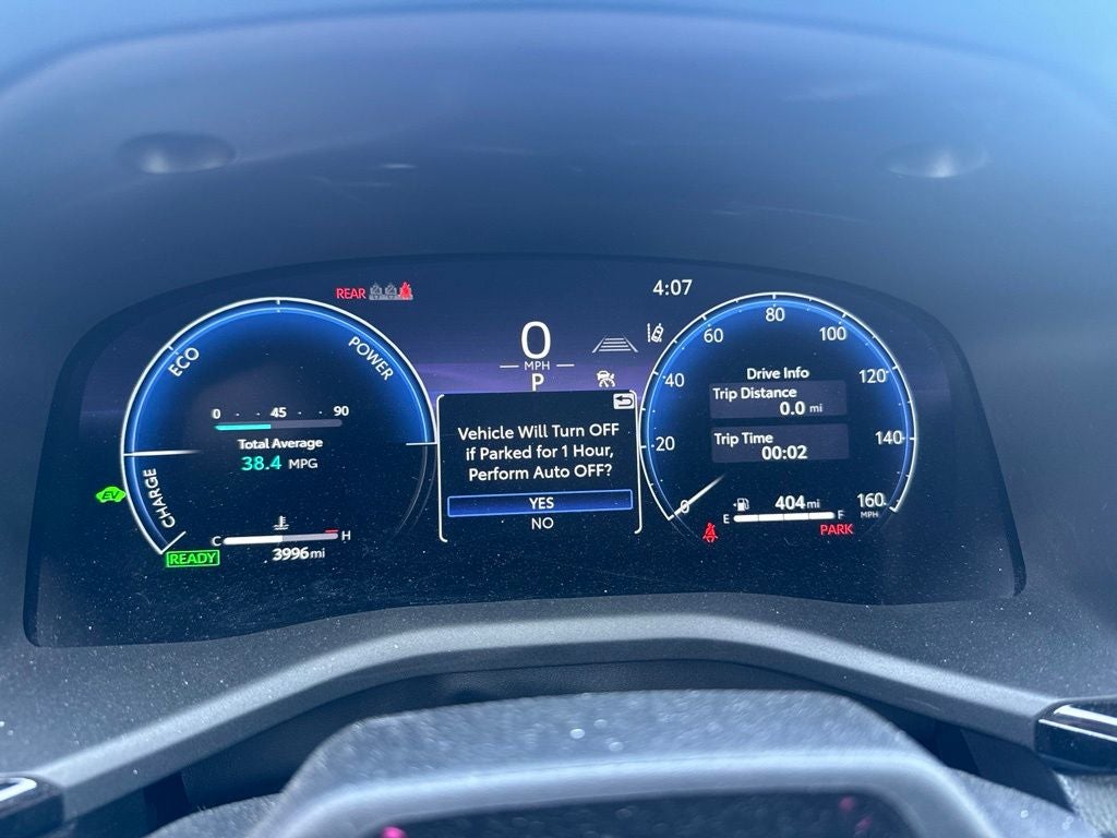 2025 Toyota Camry XLE MOONROOF / AWD / HEATED SEATS