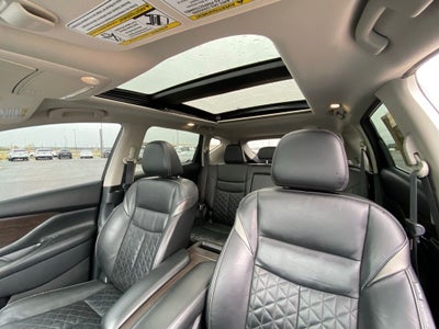 2019 Nissan Murano Platinum AWD / MOONROOF / HEATED SEATS