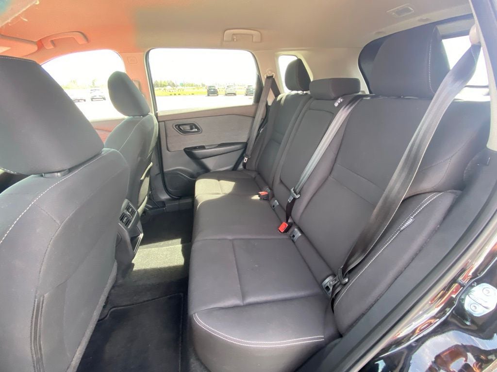 2023 Nissan Rogue S ONE OWNER / AWD