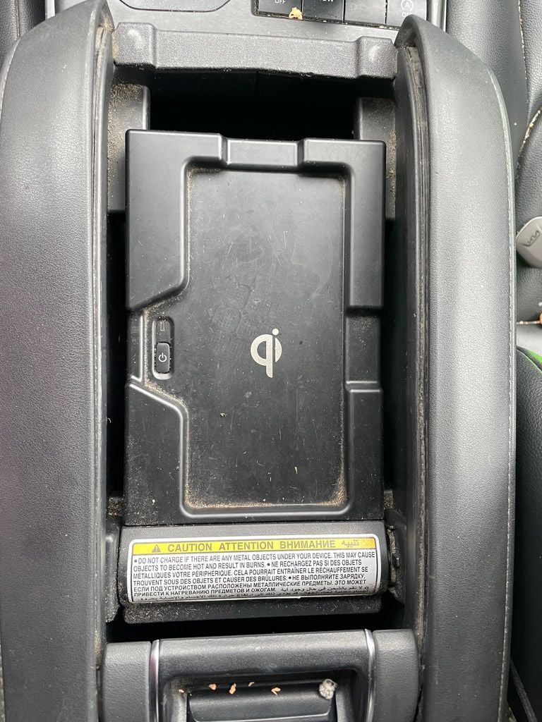 2020 Toyota Highlander XLE MOONROOF / HEATED SEATS