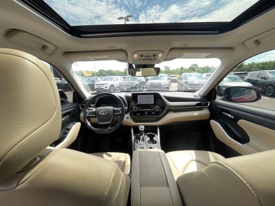 2023 Toyota Highlander Hybrid XLE