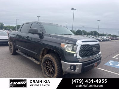 2021 Toyota Tundra SR5 5.7L V8 / 4X4 / SR5 UPGRADE PACKAGE