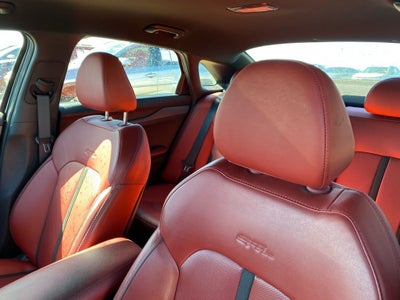 2024 Kia K5 GT-Line ONE OWNER / HEATED SEATS / AWD