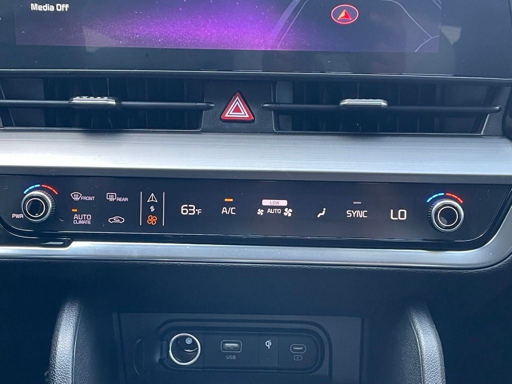 2023 Kia Sportage EX LEATHER / HEATED SEATS / ONE OWNER