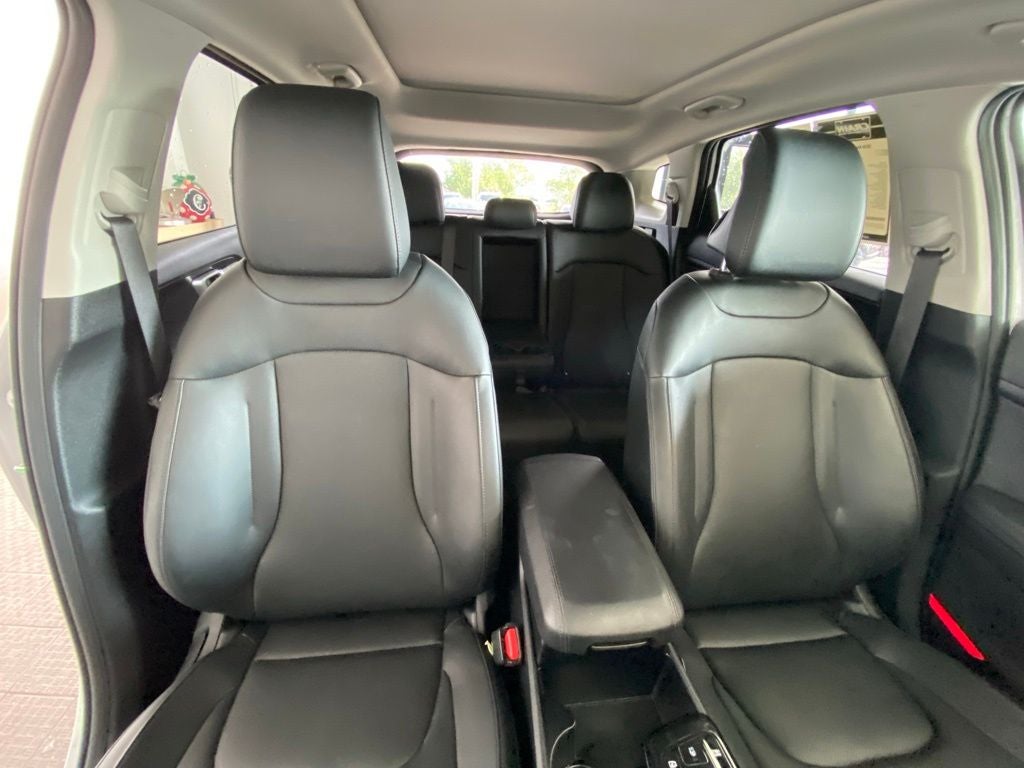 2025 Kia Sportage EX SUNROOF / NAV / HEATED SEATS