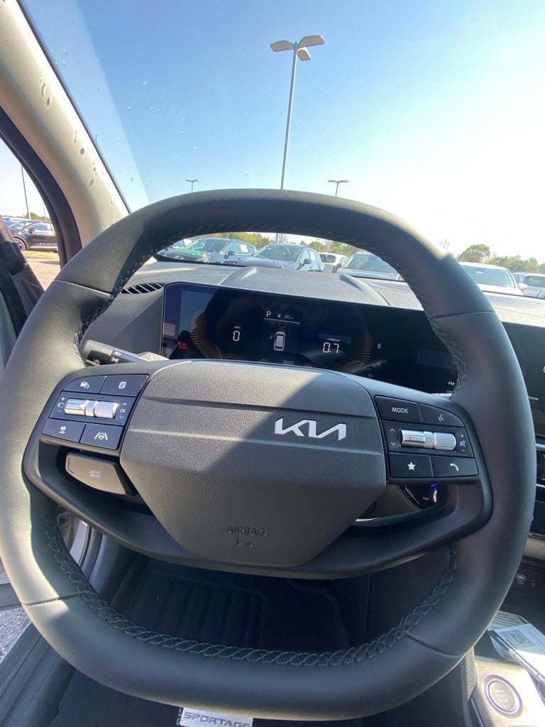 2027 Kia Sportage EX