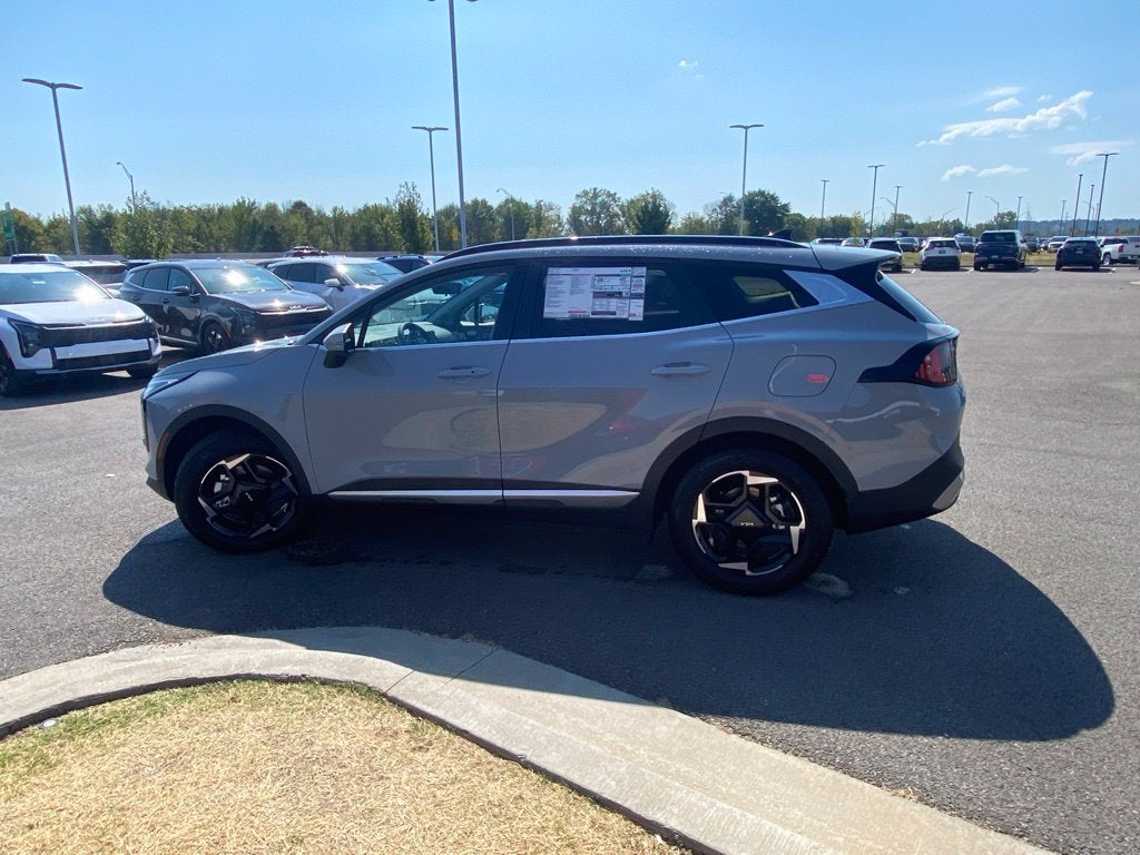 2027 Kia Sportage EX