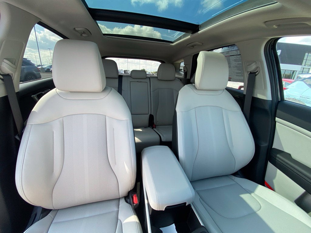 2027 Kia Sportage EX
