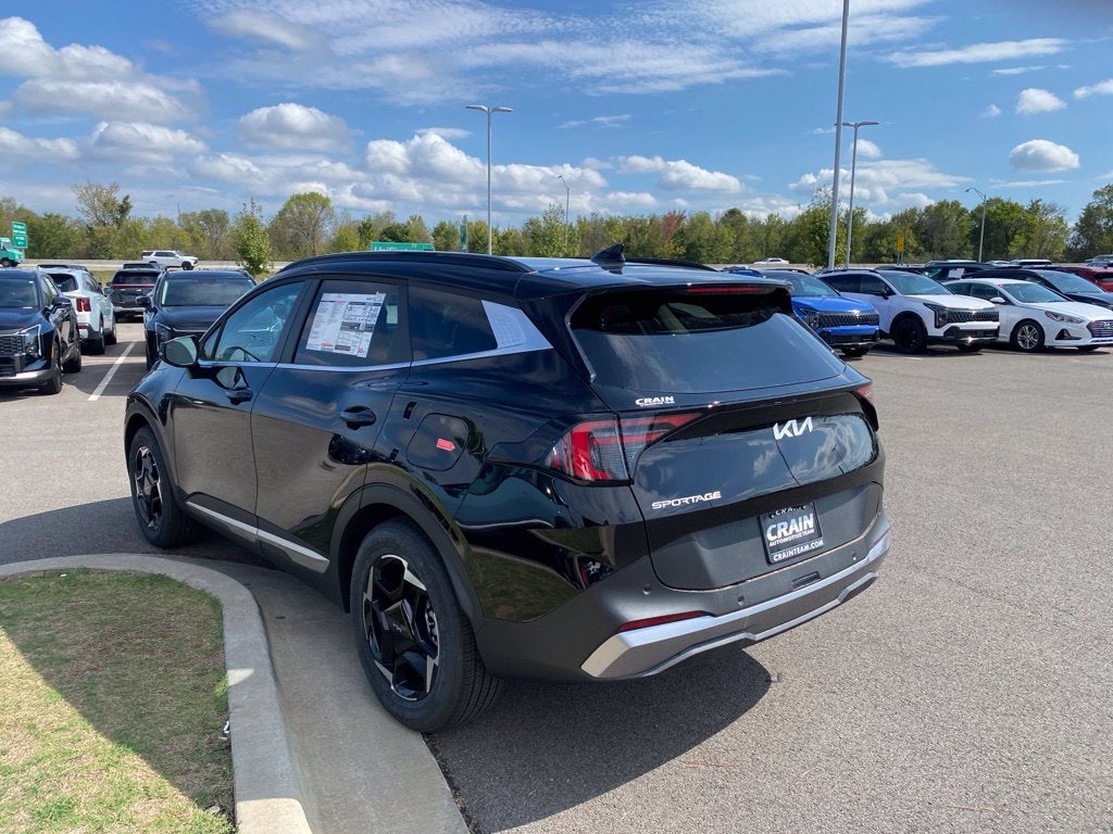 2027 Kia Sportage EX