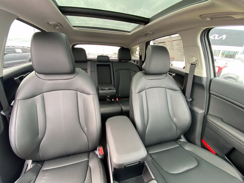 2027 Kia Sportage EX