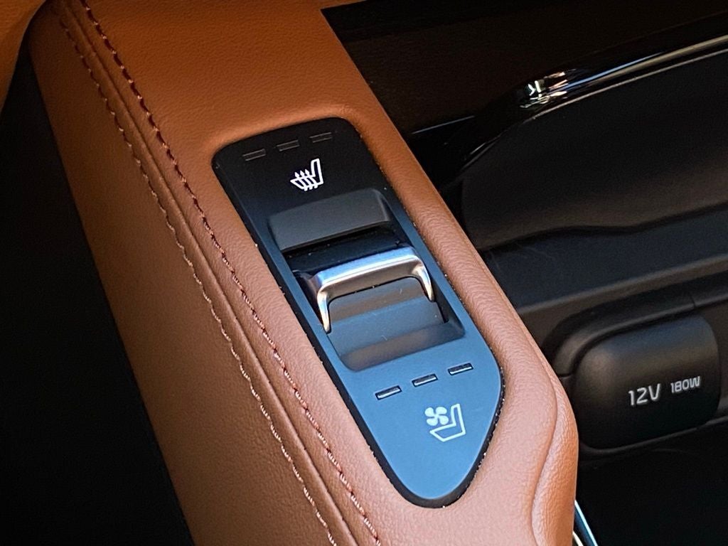 2025 Kia Telluride SX X-Line AWD / NAV / SUNROOF