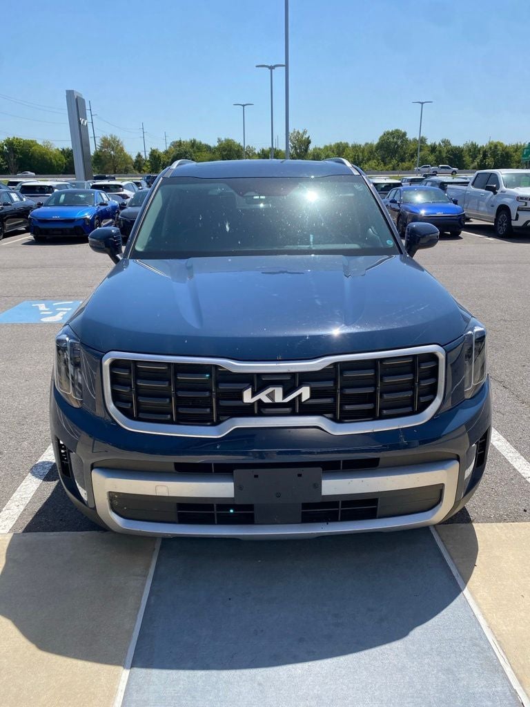 2023 Kia Telluride S SUNROOF / NAV / LEATHER / HEATED SEATS