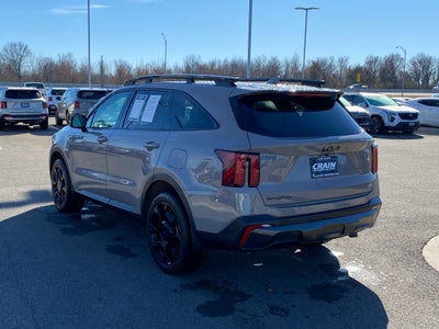 2025 Kia Sorento X-Line EX AWD / MOONROOF / HEATED SEATS