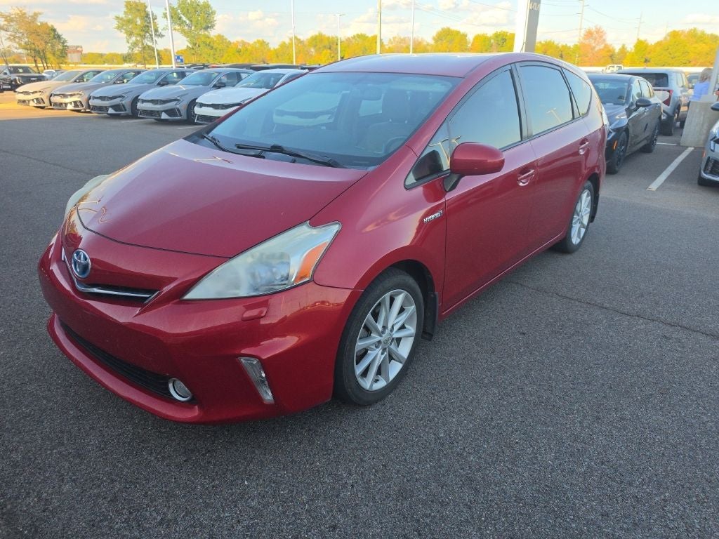 2013 Toyota Prius v Five HEATED SEATS / NAV