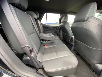 2025 Toyota 4Runner TRD Off-Road Premium ONE OWNER / 4X4 / HEATED SEATS / TOW TECH PACK