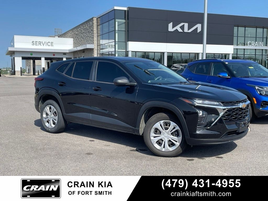 2024 Chevrolet Trax LS CLEAN CARFAX