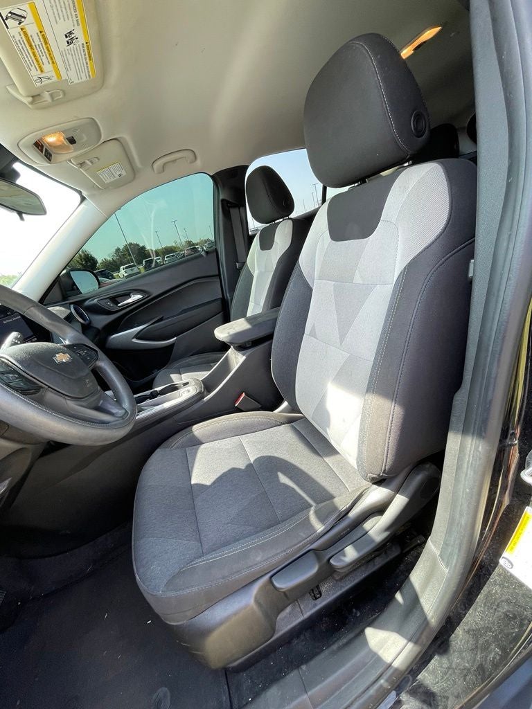 2024 Chevrolet Trax LS CLEAN CARFAX