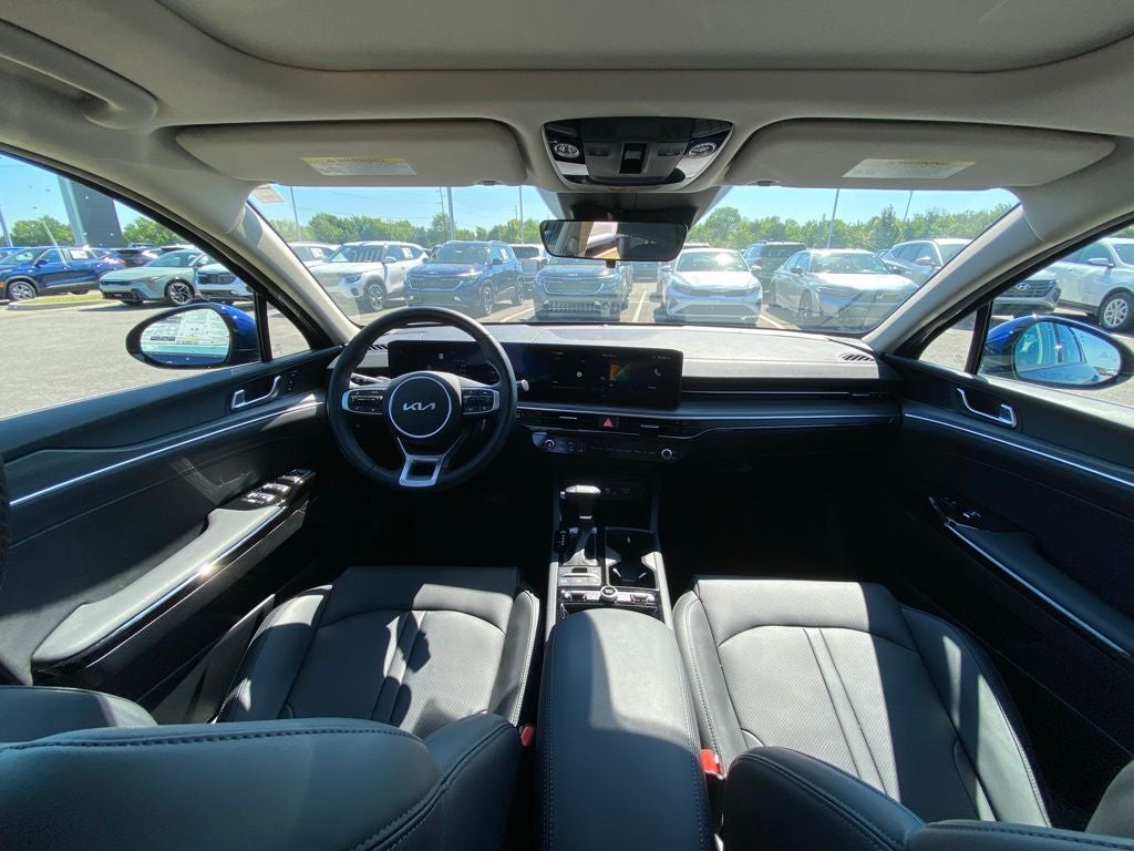 2025 Kia K5 EX