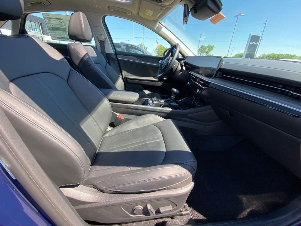 2025 Kia K5 EX