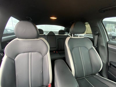 2025 Kia K5 GT-Line HEATED SEATS / ONE OWNER