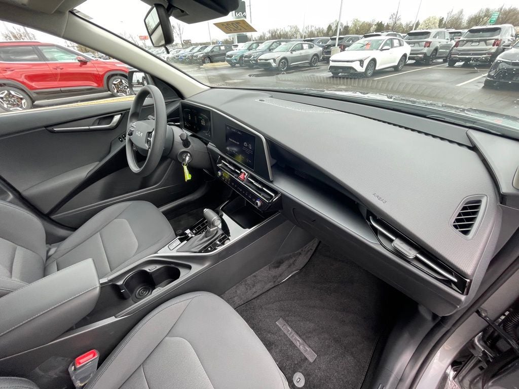 2026 Kia Niro LX