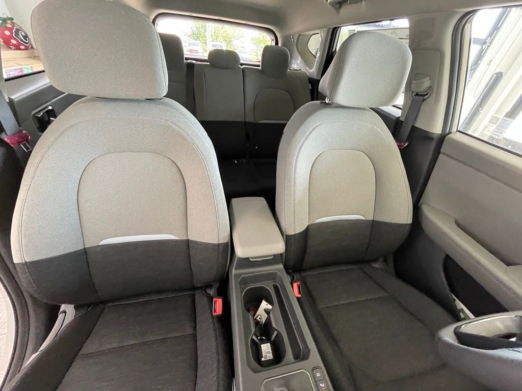 2027 Kia Seltos LX