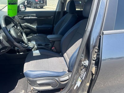 2025 Kia Seltos S ONE OWNER / HEATED SEATS / NAV