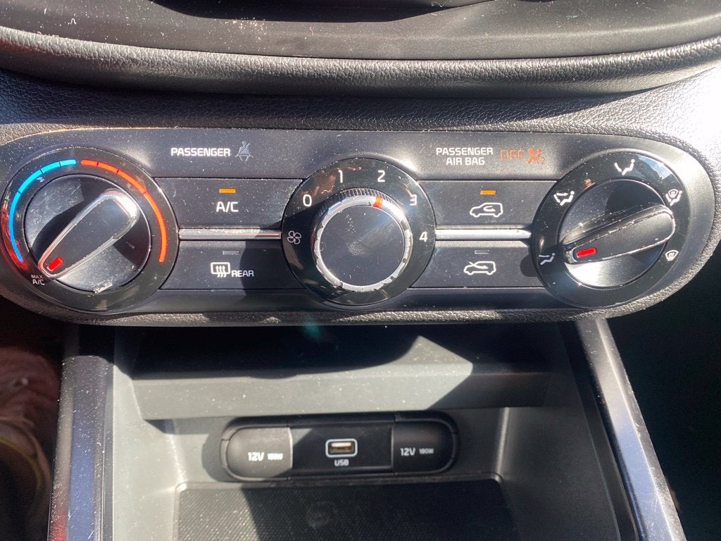 2022 Kia Soul LX CLEAN CARFAX / TECHNOLOGY PACKAGE