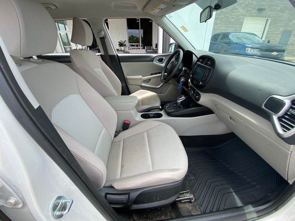 2021 Kia Soul LX ONE OWNER