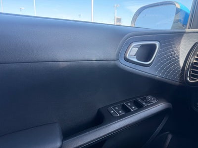 2024 Kia Soul EX HEATED SEATS / NAV / MOONROOF