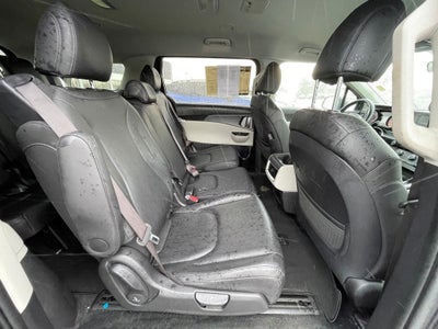 2024 Kia Carnival LX ONE OWNER / CLEAN CARFAX