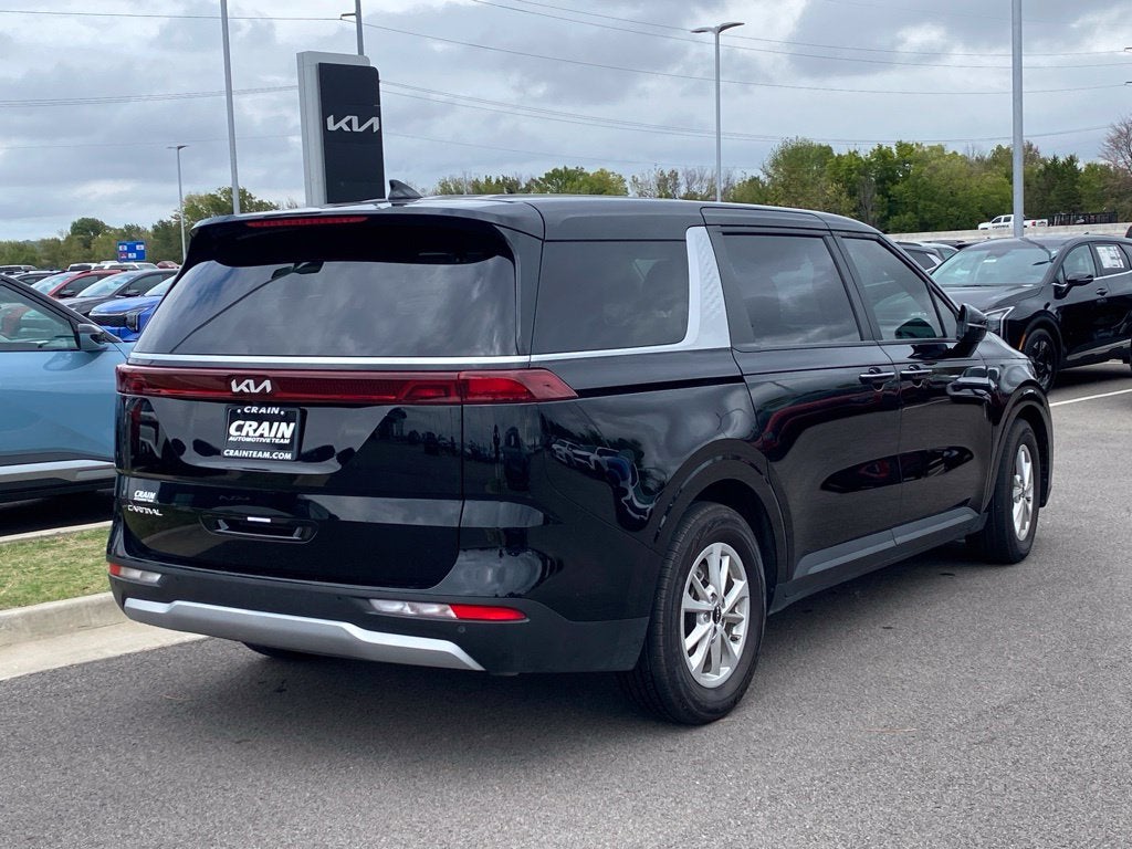 2024 Kia Carnival LX APPLE CARPLAY / 3RD ROW
