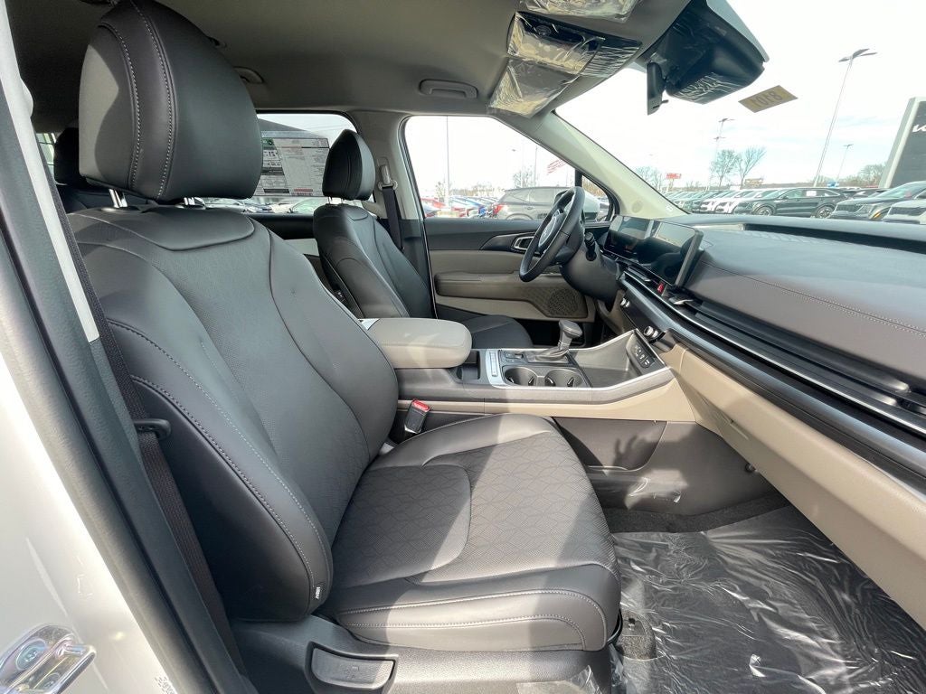 2026 Kia Carnival LXS