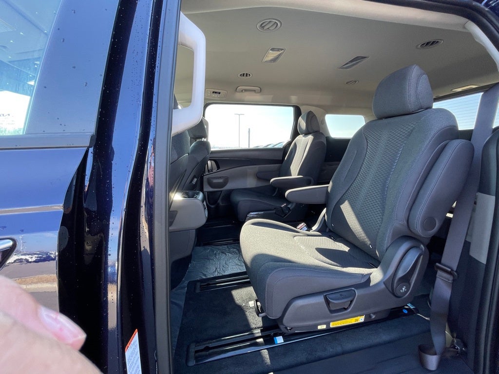 2026 Kia Carnival LX