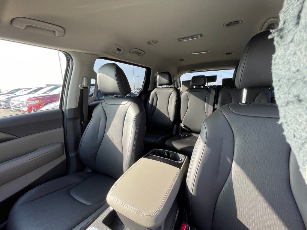 2026 Kia Carnival LXS