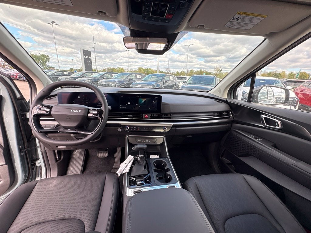 2027 Kia Carnival SX