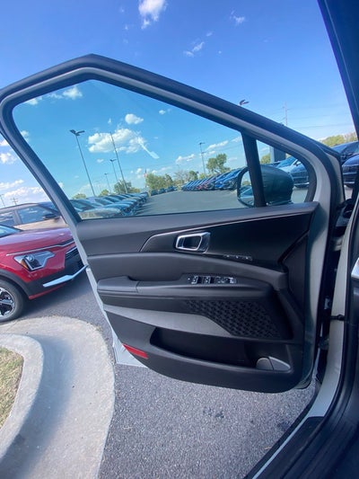 2027 Kia Carnival SX