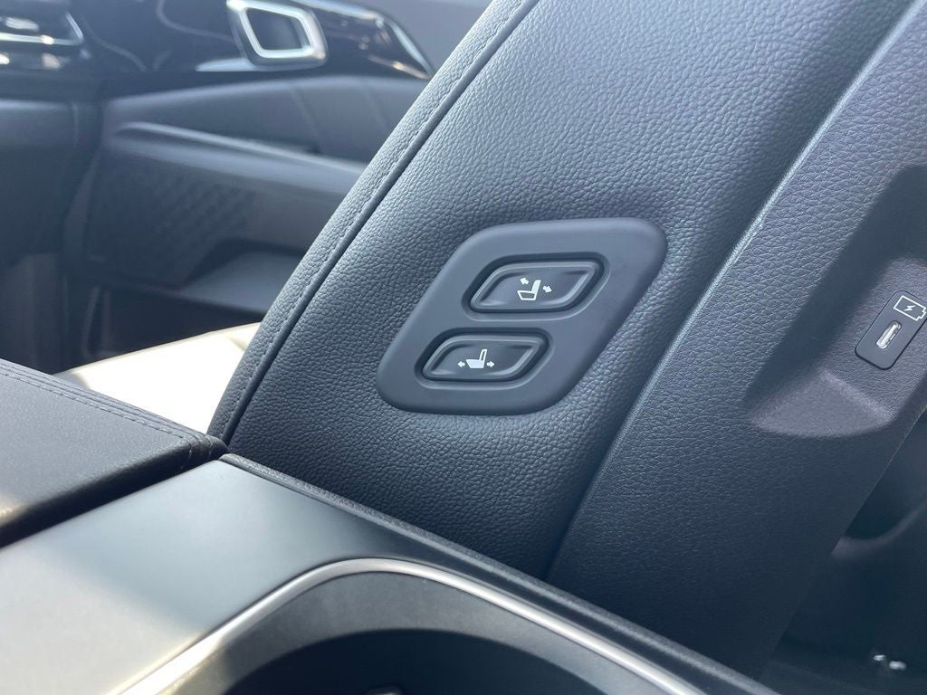 2027 Kia Carnival Hybrid SX Prestige