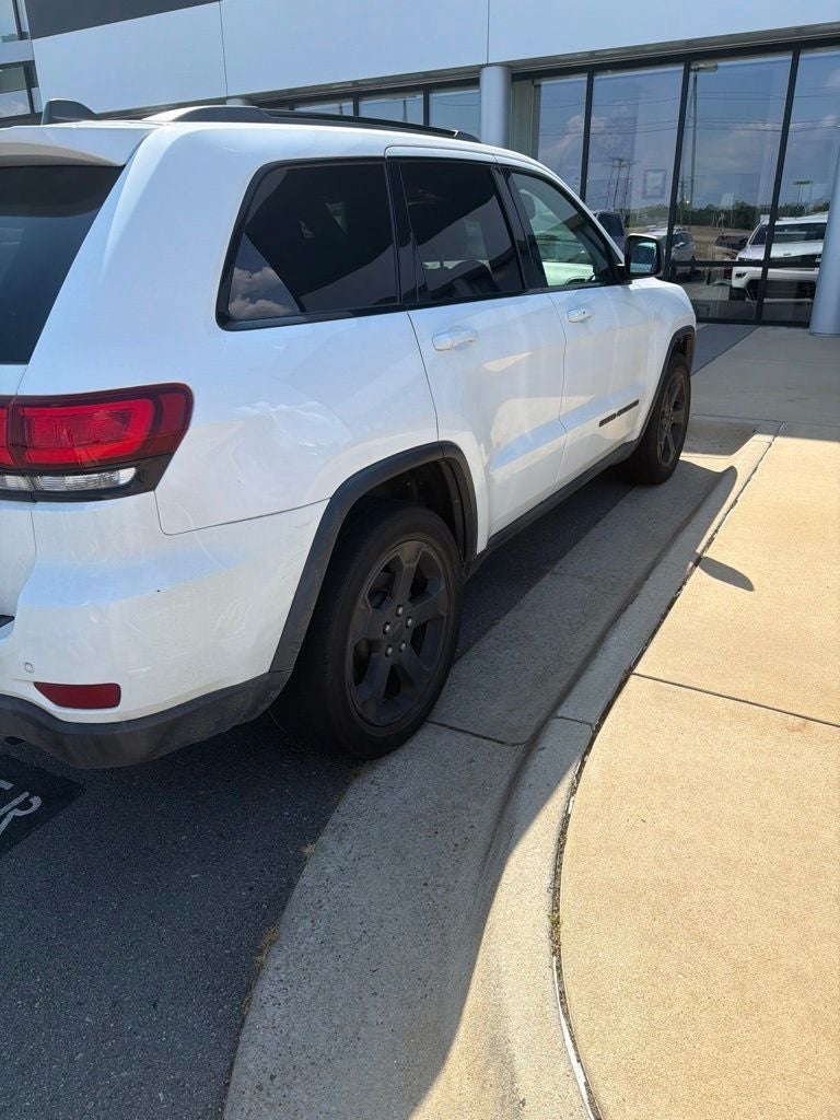 2019 Jeep Grand Cherokee Laredo