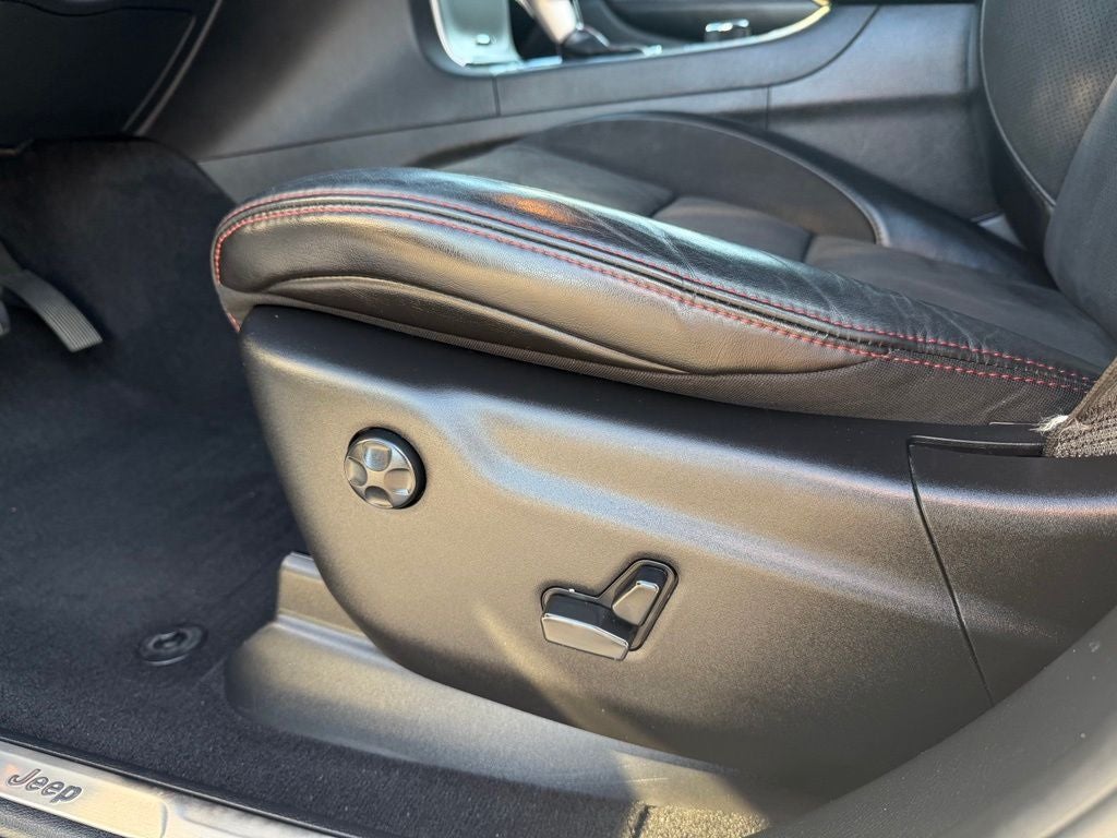 2021 Jeep Grand Cherokee Trailhawk