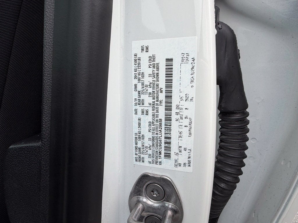 2020 Ford Escape SE