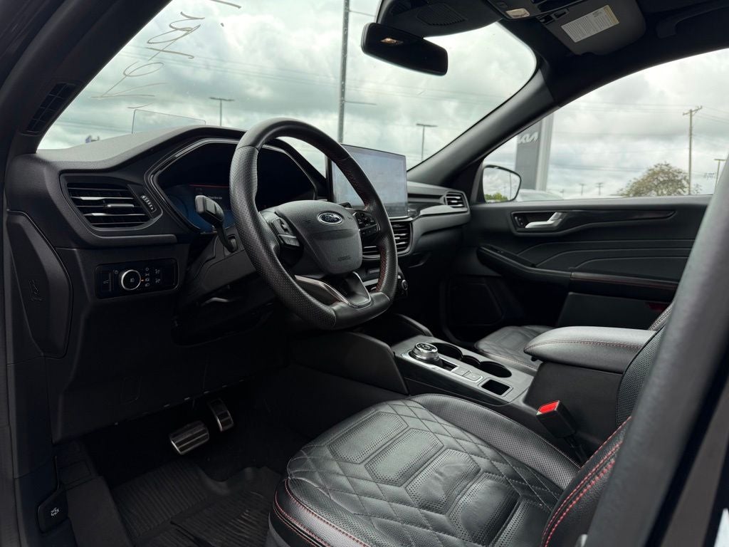 2024 Ford Escape ST-Line Elite