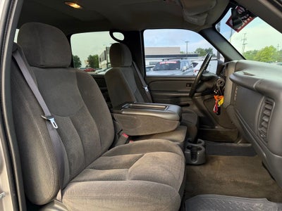 2005 Chevrolet Silverado 2500HD LT 153 WB
