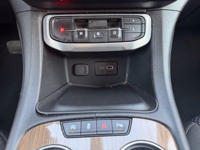 2022 GMC Acadia SLE