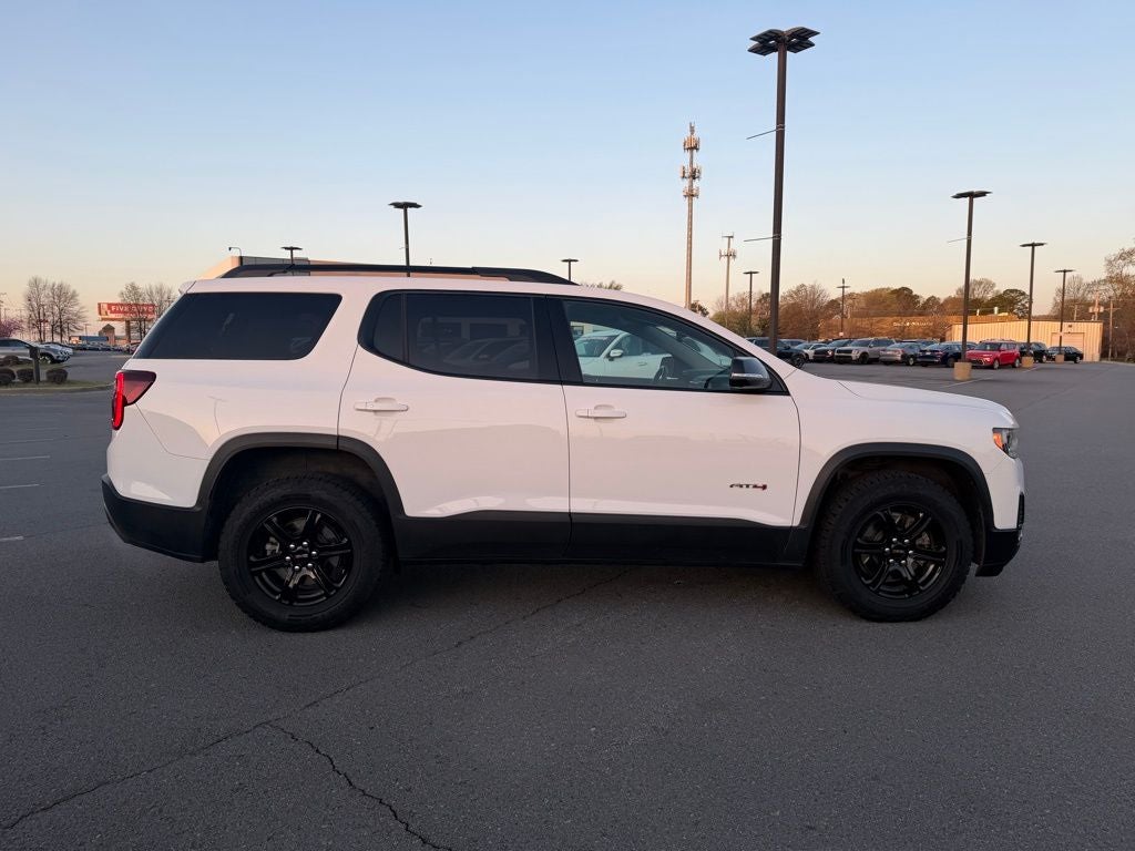 2023 GMC Acadia AT4