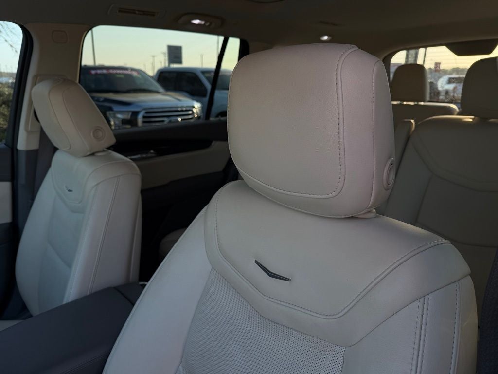 2021 Cadillac XT6 Premium Luxury