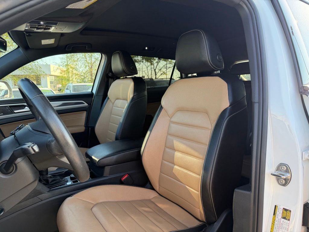 2023 Volkswagen Atlas Cross Sport 3.6L V6 SEL Premium R-Line